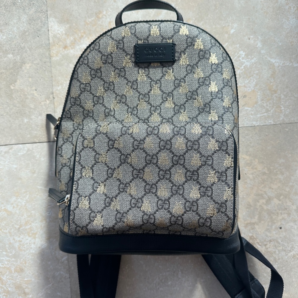 Gucci Supreme GG Bee Women’s   Backpack